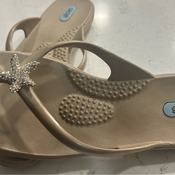 OKA b. Tan Starfish Sandals - Picture 2 of 3